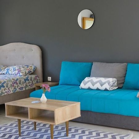 Apartments Ena トレビニエ エクステリア 写真
