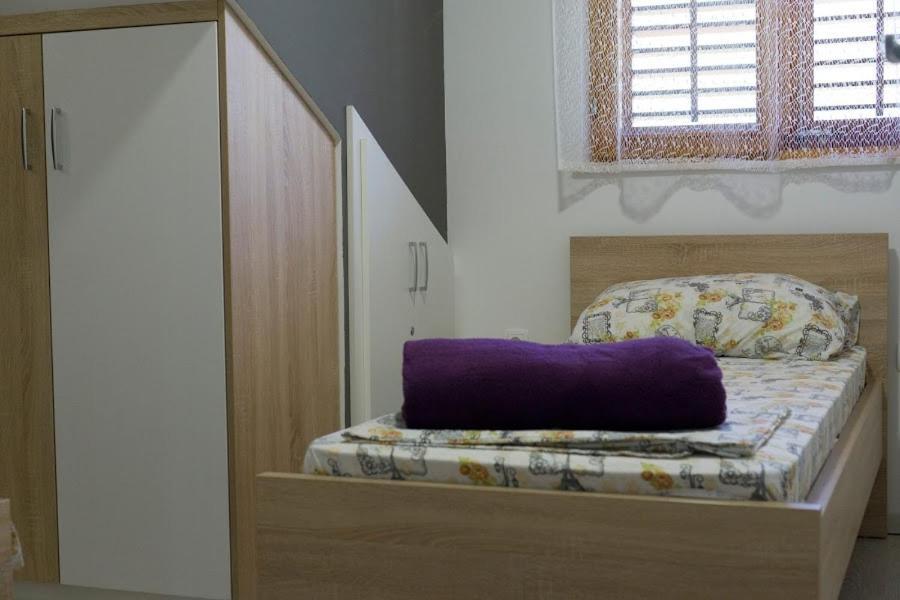 Apartments Ena トレビニエ エクステリア 写真