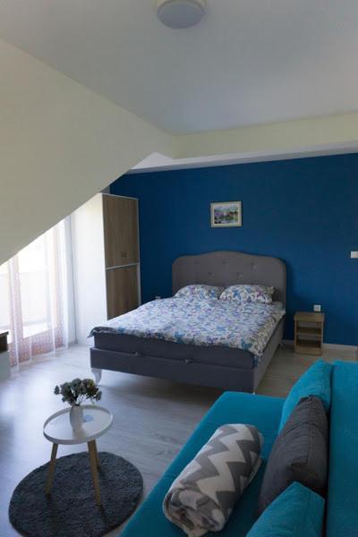 Apartments Ena トレビニエ エクステリア 写真